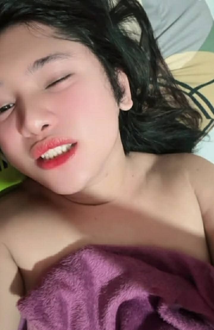 Cerita SEX Istriku Penuh Nafsu