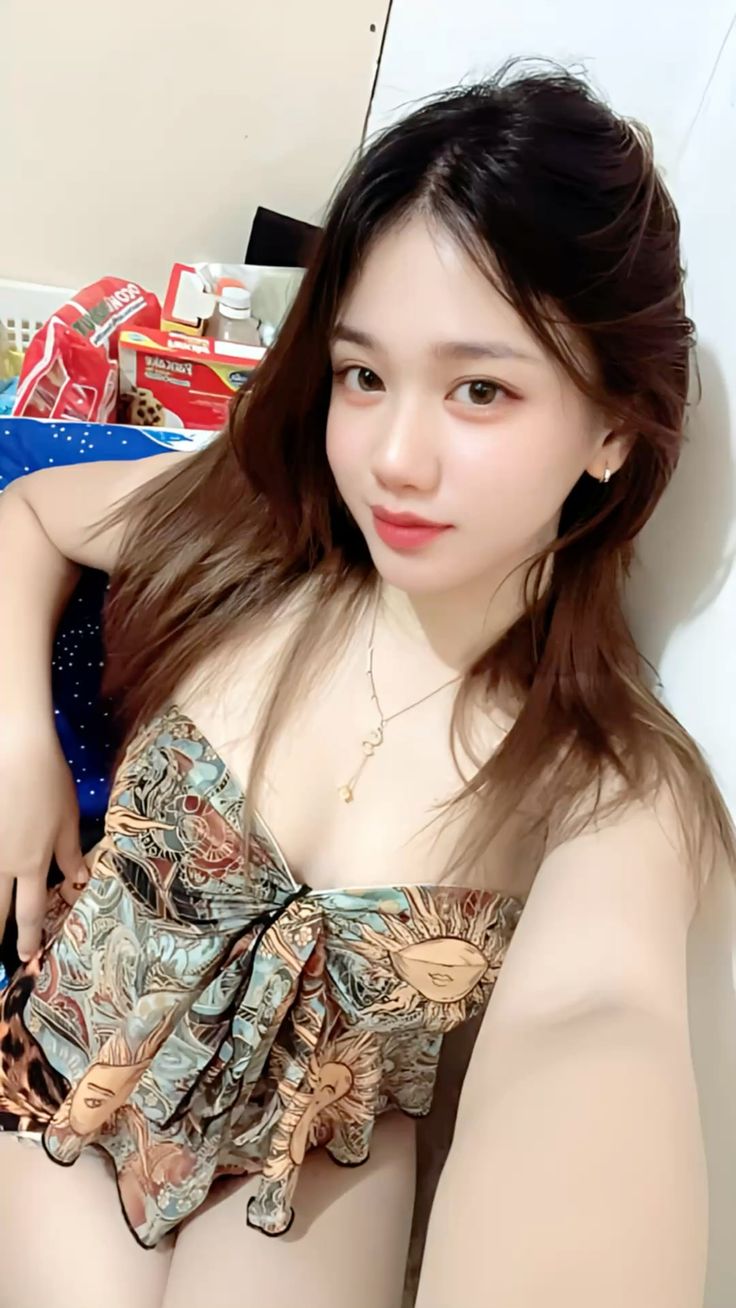 Kisah Petualangan Gadis Cantik Codoh PART 1