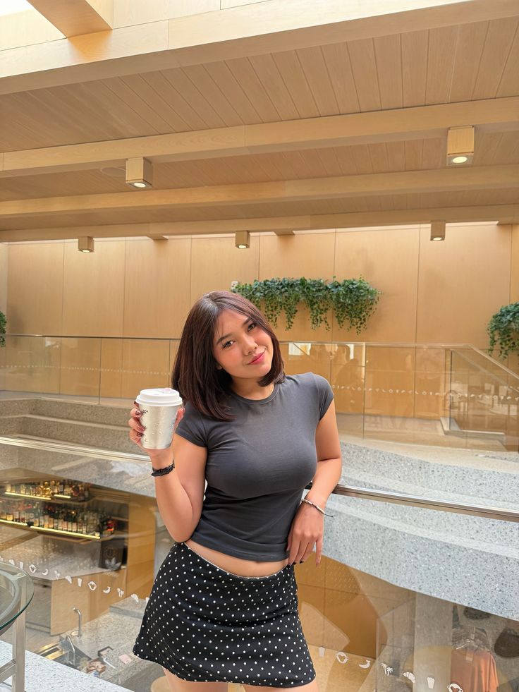 Pemerkosaan Tante Girang Muda